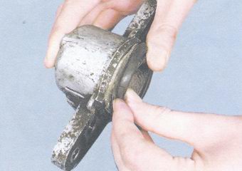 Image - DIY VAZ 2114 caliper repair
