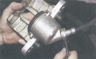 Image - DIY VAZ 2114 caliper repair