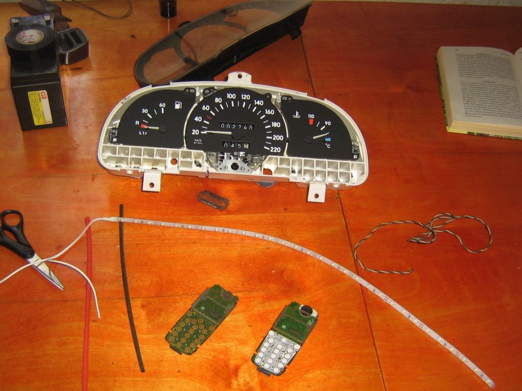 Image - Vaz 21213 do-it-yourself instrument panel repair