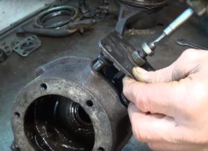 Image - DIY uaz 469 front axle gearbox repair