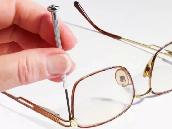 Image - Do-it-yourself glasses repair