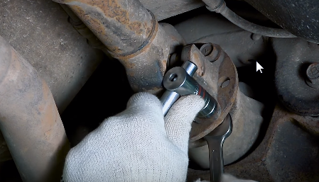 Image - Grand Vitara DIY hand-out repair