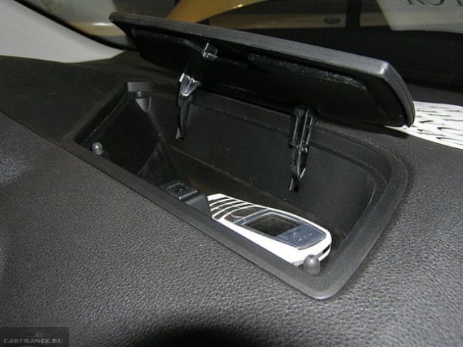 Image - Upper glove compartment ford focus 2 do-it-yourself repair
