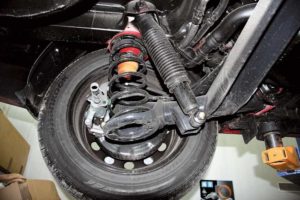 Image - Hyundai Accent DIY Front Suspension Repair