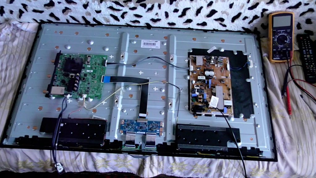 Image - DIY samsung led TV repair at the top of the strip