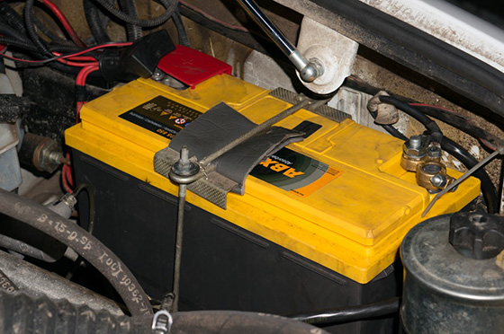 Image - Do-it-yourself battery for auto repair