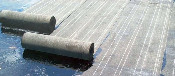 Image - Do-it-yourself roof repair with overlaid material
