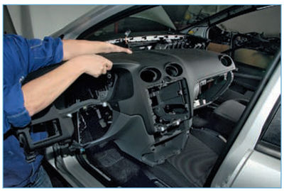 Image - Do-it-yourself Ford Focus 2 dashboard repair