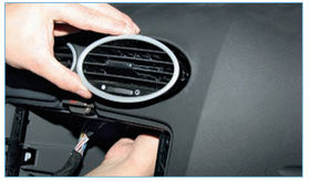 Image - Do-it-yourself Ford Focus 2 dashboard repair