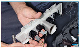 Image - Do-it-yourself Ford Focus 2 dashboard repair