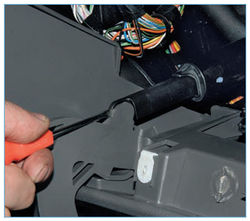 Image - Upper glove compartment ford focus 2 do-it-yourself repair