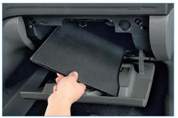Image - Upper glove compartment ford focus 2 do-it-yourself repair