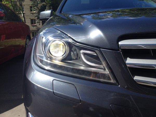 Image - Do-it-yourself Mercedes 204 repair