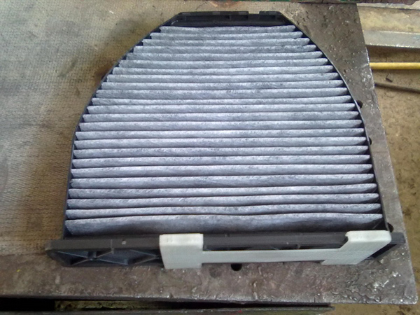 Image - Do-it-yourself Mercedes 204 repair