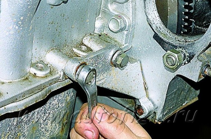 Image - DIY repair of internal combustion engine 4216