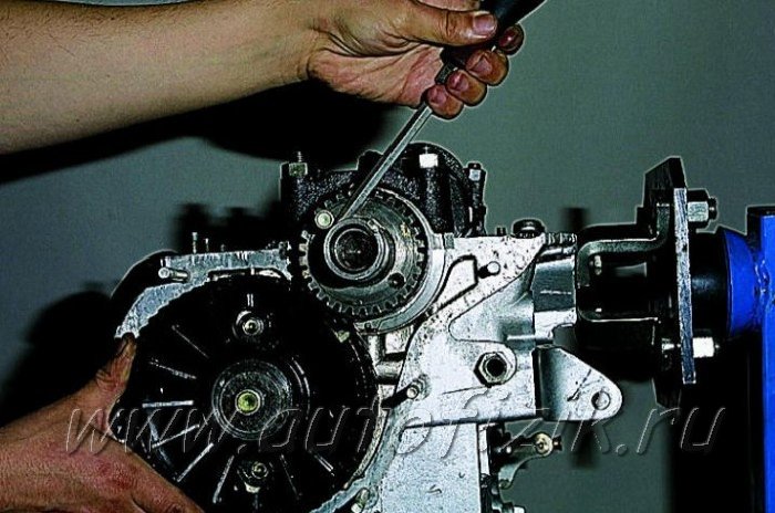 Image - DIY repair of internal combustion engine 4216