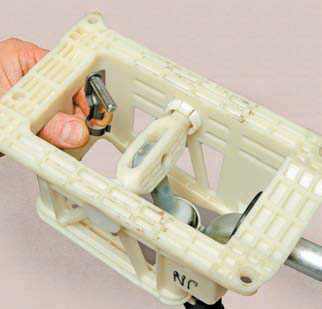 Image - DIY Lacetti backstage repair