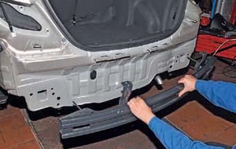 Image - Do-it-yourself Hyundai Solaris rear bumper repair