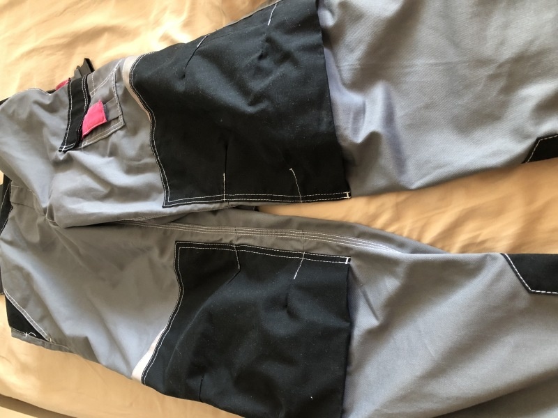 Image - Knee pads for DIY repair