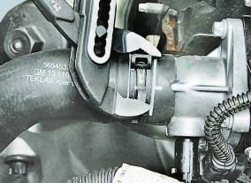 Image - Do-it-yourself Opel Astra thermostat repair