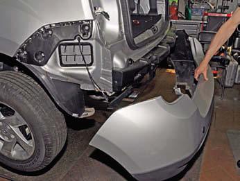 Image - Do-it-yourself rear bumper repair Renault Duster