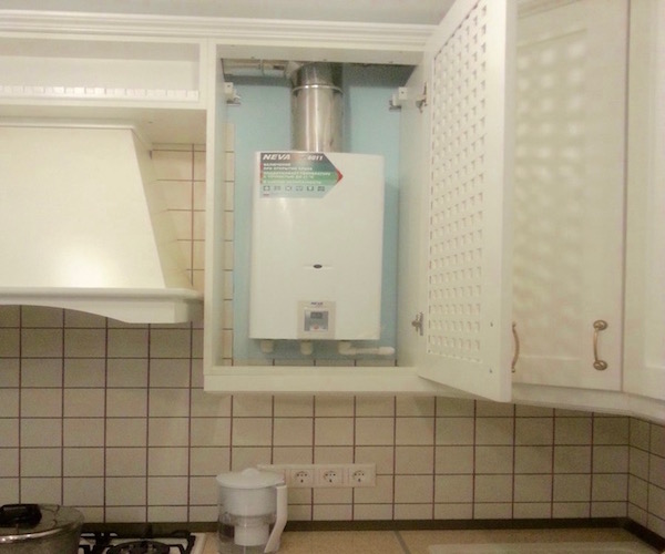 Image - Do-it-yourself kitchen repair in Khrushchev with a gas pipe