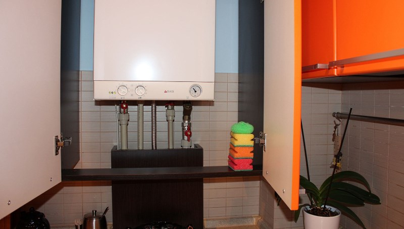 Image - Do-it-yourself kitchen repair in Khrushchev with a gas pipe