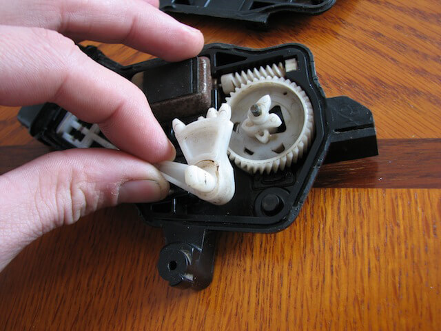 Image - DIY kia carens repair