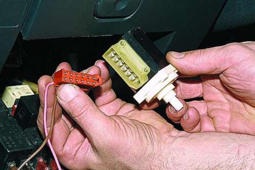 Image - Headlight corrector vaz 2110 DIY repair