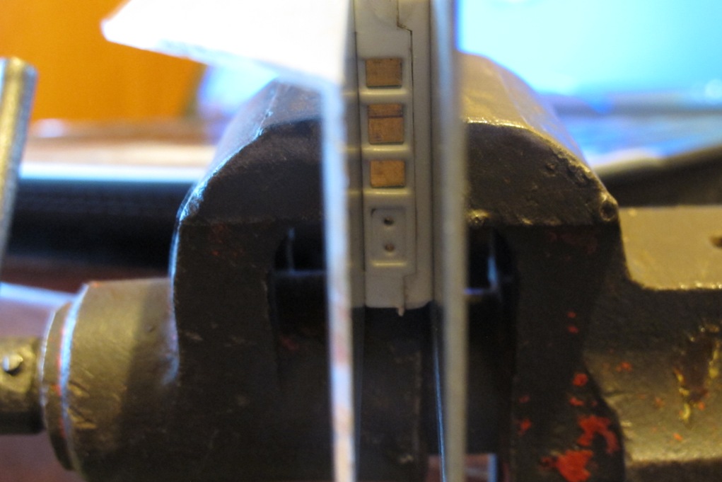Image - DIY smartphone battery repair