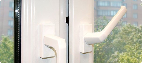 Image - Do-it-yourself plastic window repair does not open for airing