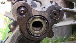 Image - Torsion bar suspension Peugeot 206 DIY repair