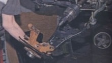 Image - Do-it-yourself repair Renault Duster knocking when starting off