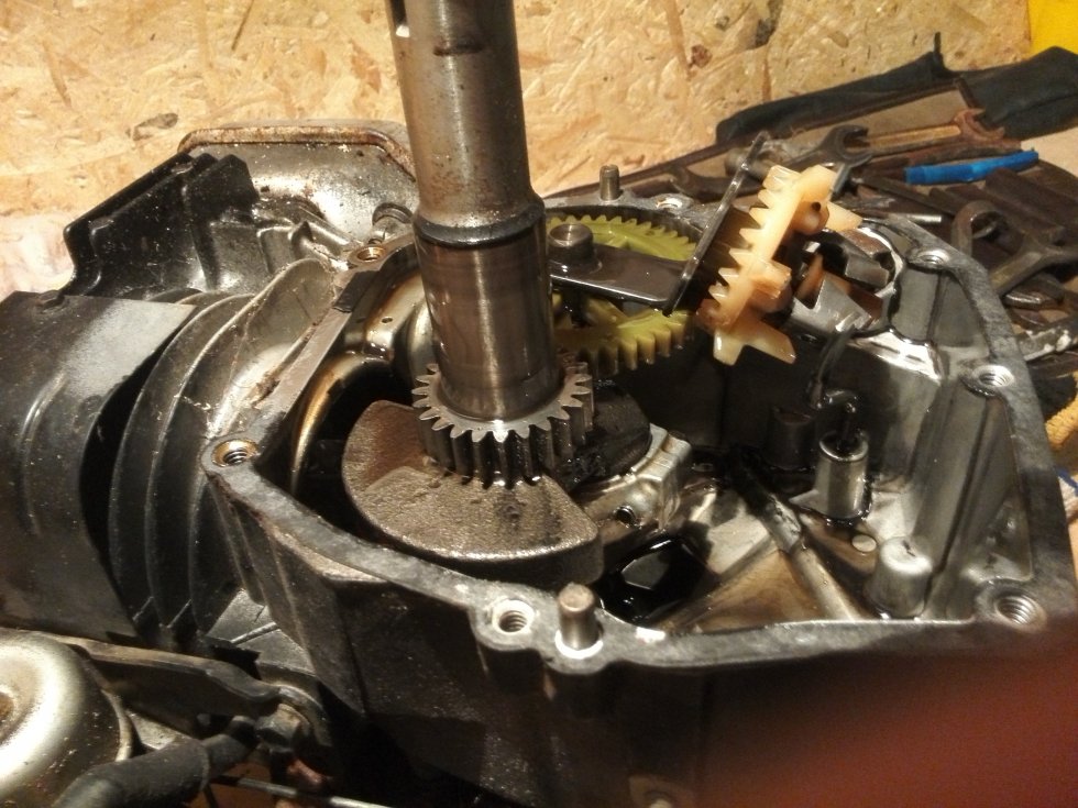 Obrázek - DIY oprava motoru briggs stratton