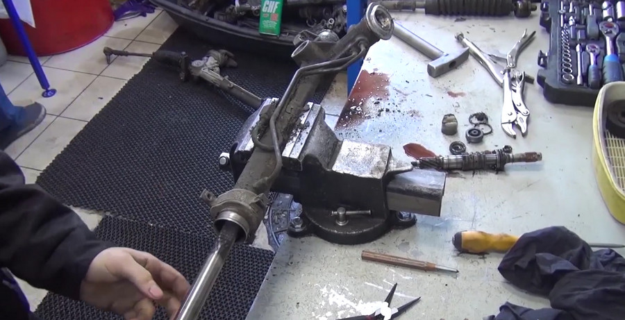 Image - DIY golf 3 steering rack repair