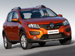 Image - Driving DIY repair Renault Sandero