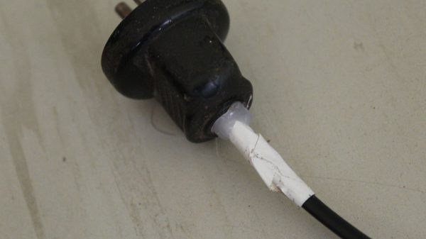 Image - DIY table lamp repair