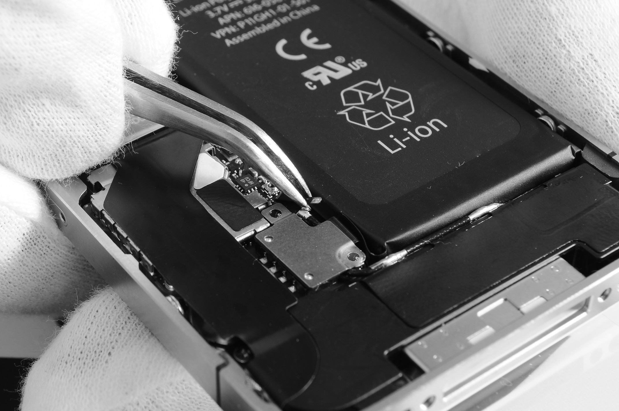 Image - Iphone 4s power button DIY repair