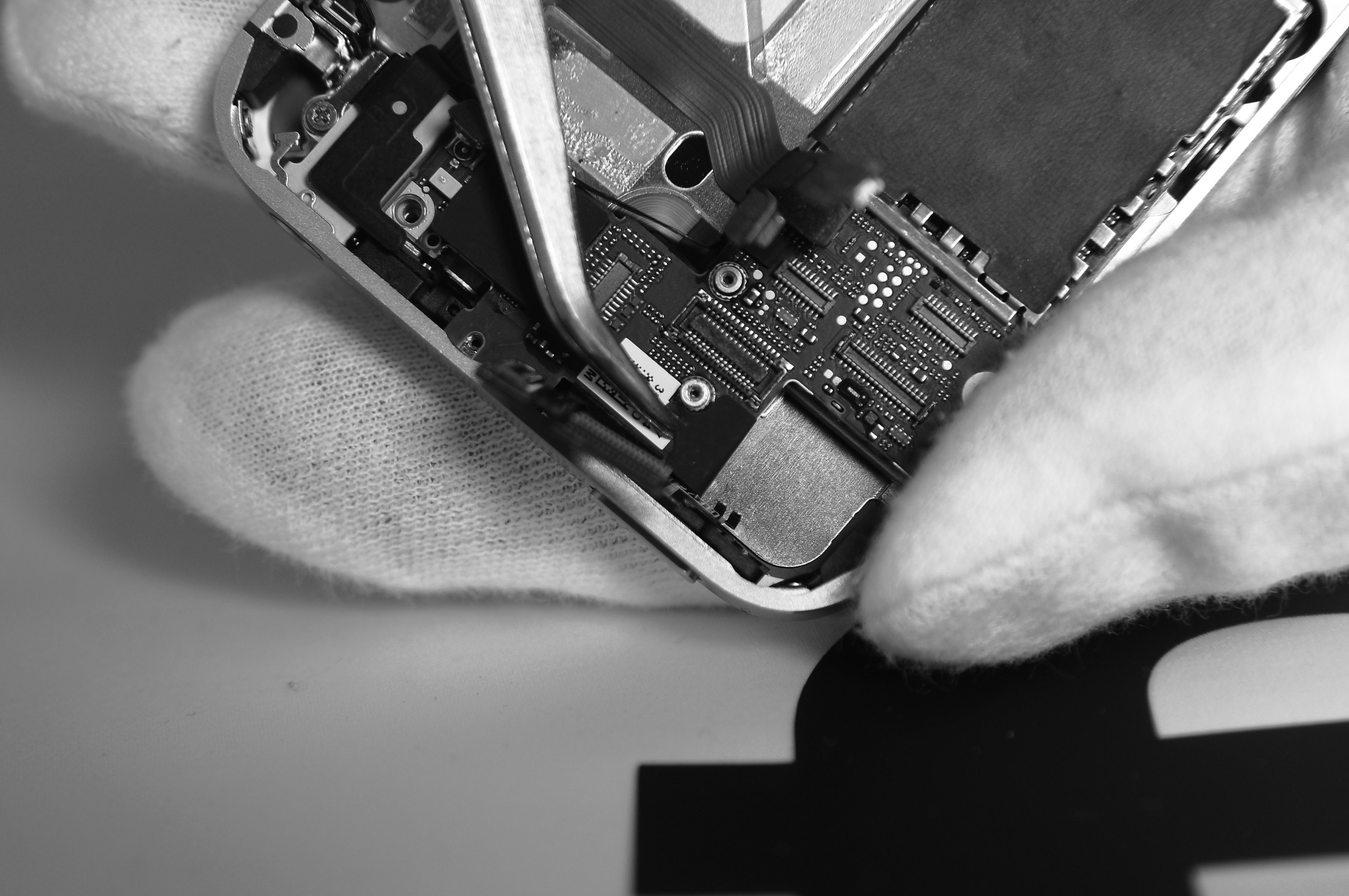 Image - Iphone 4s power button DIY repair