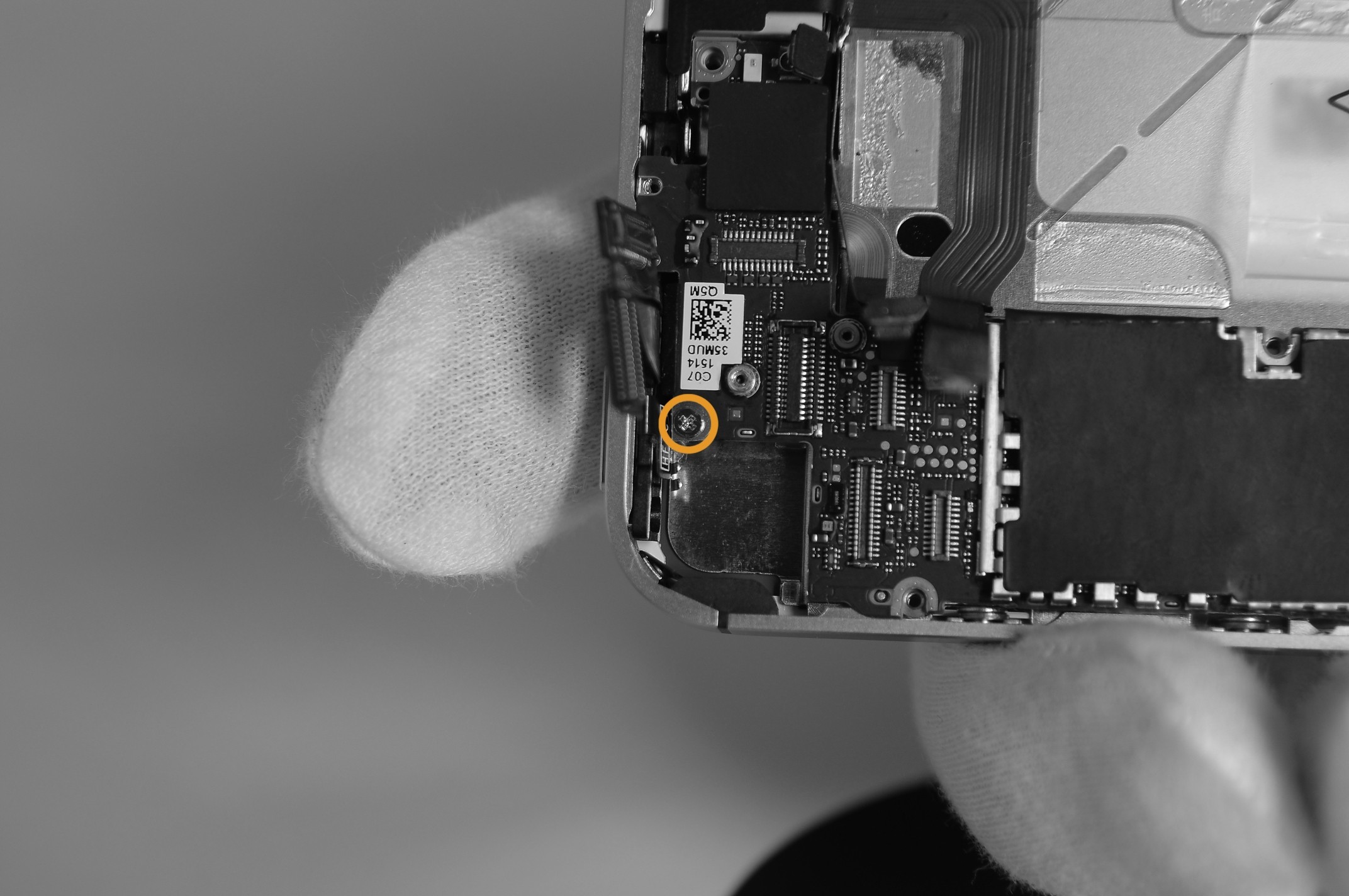 Image - Iphone 4s power button DIY repair