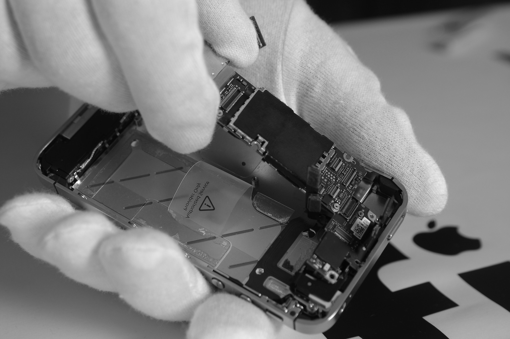Image - Iphone 4s power button DIY repair