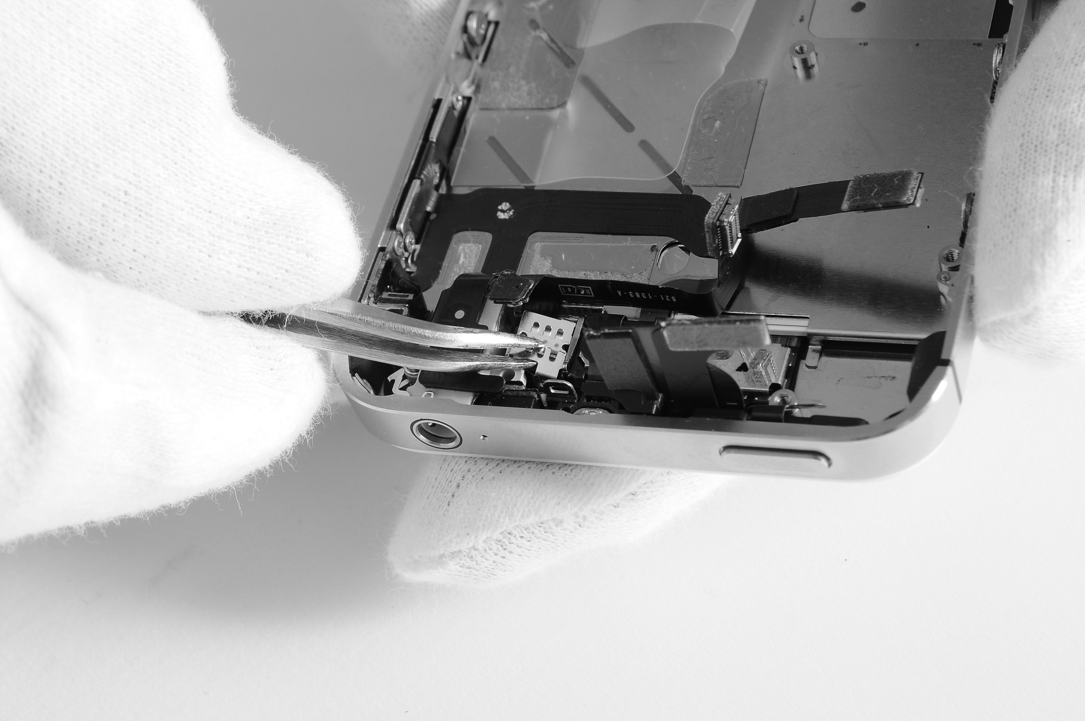 Image - Iphone 4s power button DIY repair