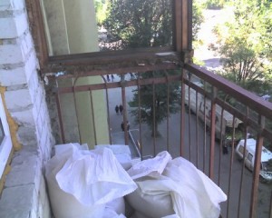 Image - DIY repair of an open balcony