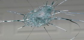 Image - DIY repair of chips on the windshield article er2768x