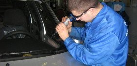 Image - DIY repair of cracks on glass