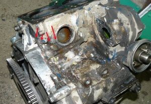 Image - DIY repair of a cylinder head crack