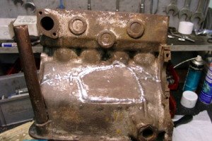 Image - DIY repair of a cylinder head crack