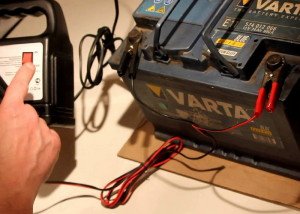 Image - Do-it-yourself battery for auto repair
