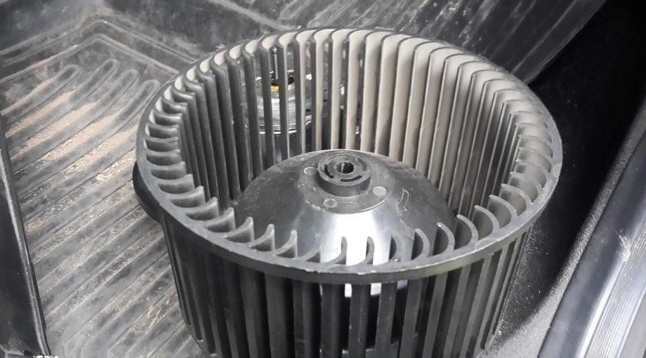 Image - Do-it-yourself Niva Chevrolet heater engine repair