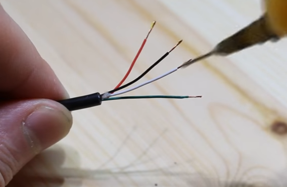 Image - DIY ipad cable repair